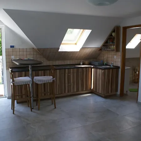 Sargarigo Apartman Haz Villa