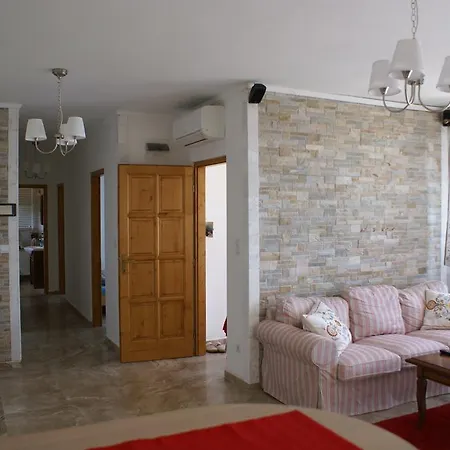 Villa Sargarigo Apartman Haz