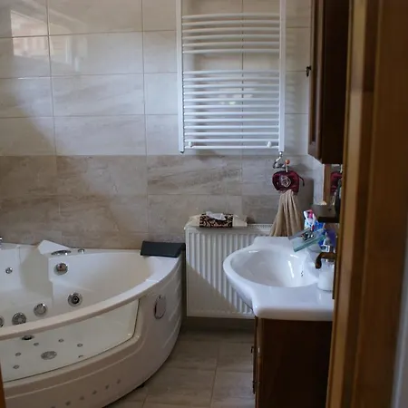 Sargarigo Apartman Haz Villa Balatonalmádi