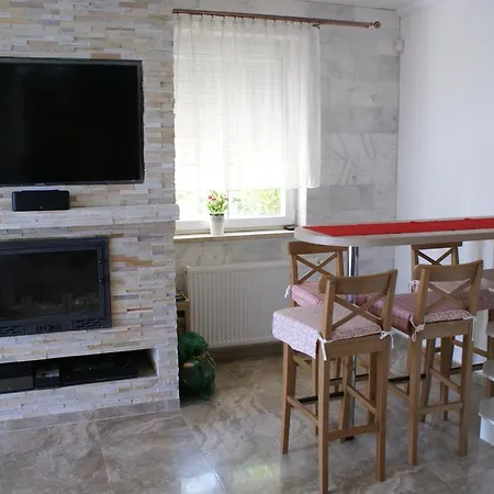 Sargarigo Apartman Haz * Balatonalmádi